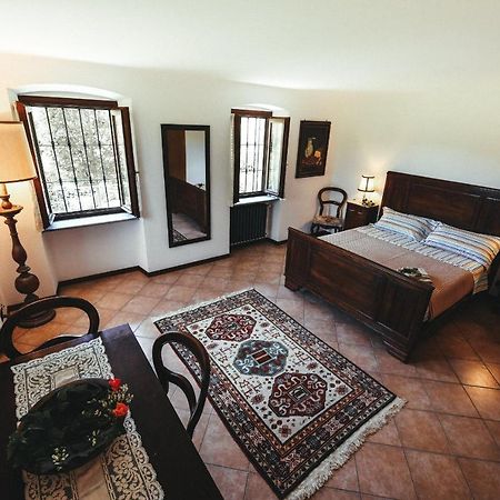 Cascina Flino Apartment Diano d'Alba Luaran gambar