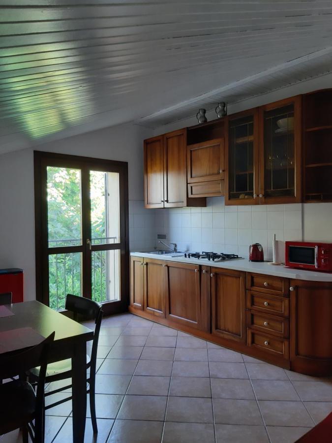 Cascina Flino Apartment Diano d'Alba Luaran gambar